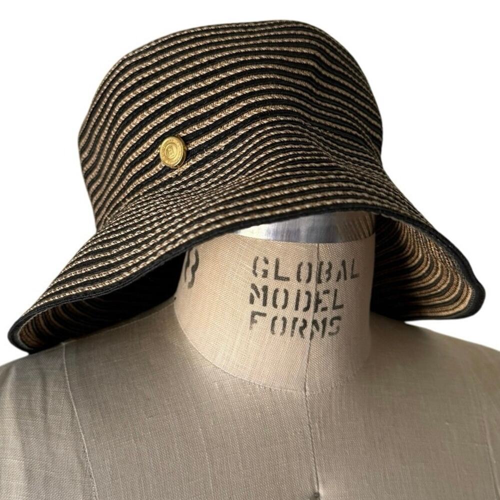 Eric Javits Squishee Bucket Hat in Black & Tan Size Medium Packable Vacation